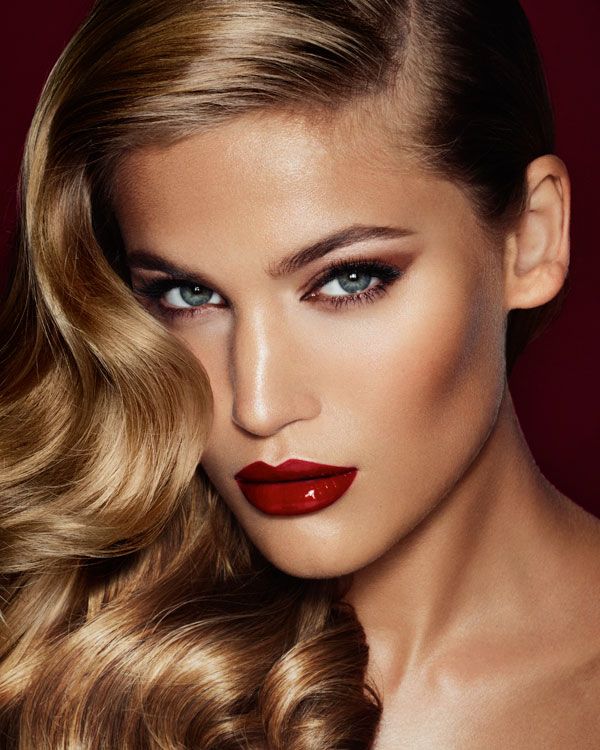 MAKEUP